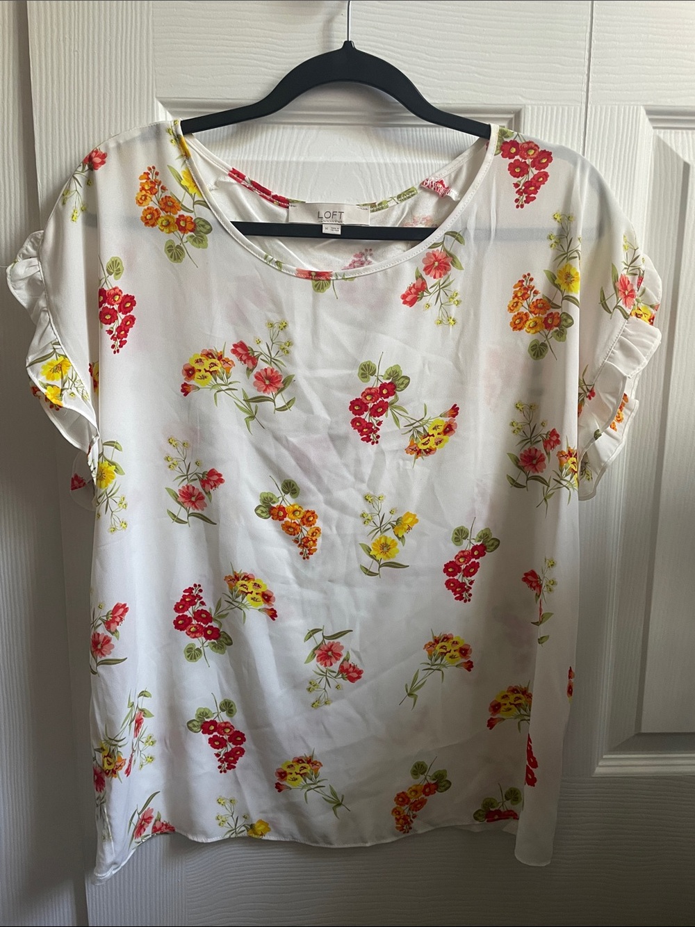 LOFT White Floral Short Sleeve Ruffle-Sleeve Top